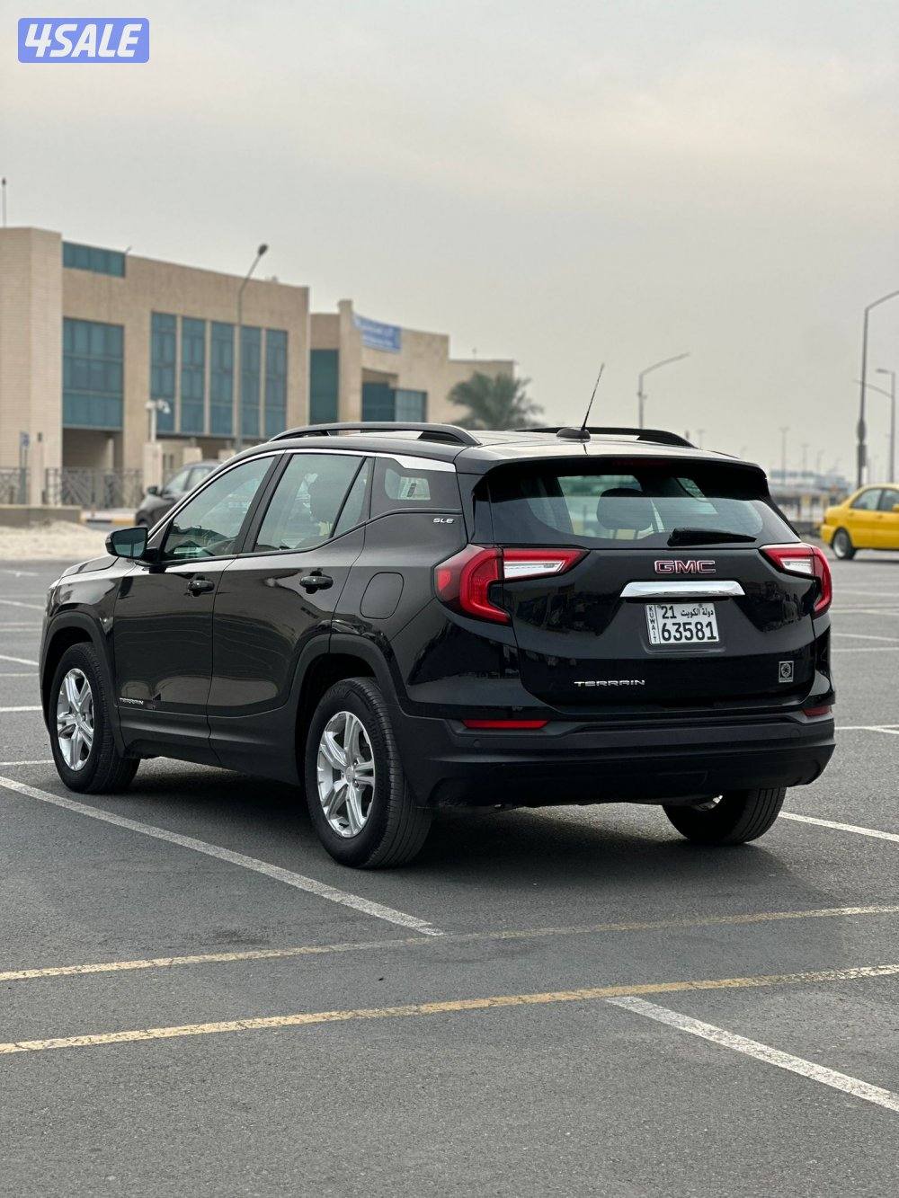 جي ام سي تيرين موديل 2022 اسود عداد 95 الف بحاله الوكالة4