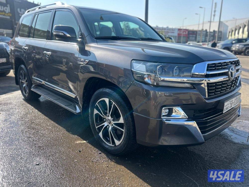 لاند كروزر GX.R-قراند تورينق .V8
موديل 2021
ماشى 125.000 k.m1