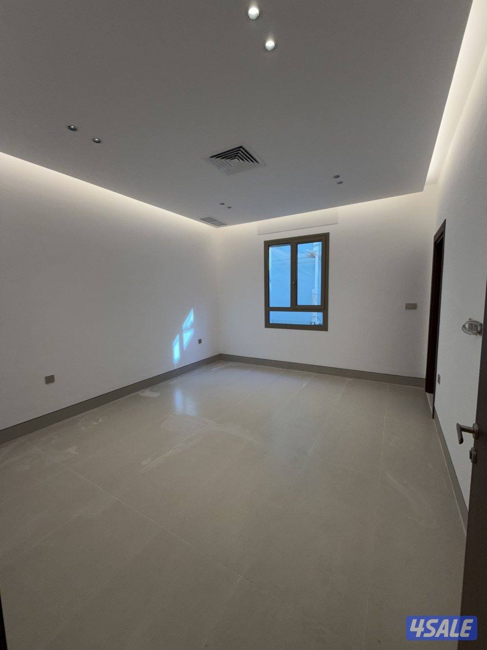 شقة بالروضة ٤ غرف ماستر جديد2