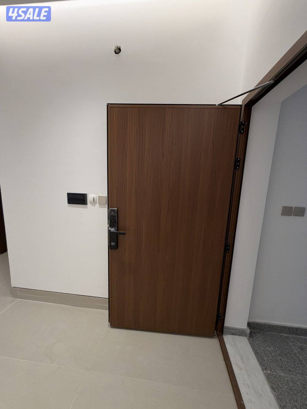 شقة بالروضة ٤ غرف ماستر جديد8