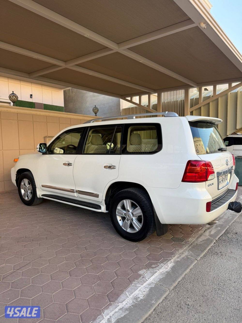 لاند كروزر 2015 عداد 2302