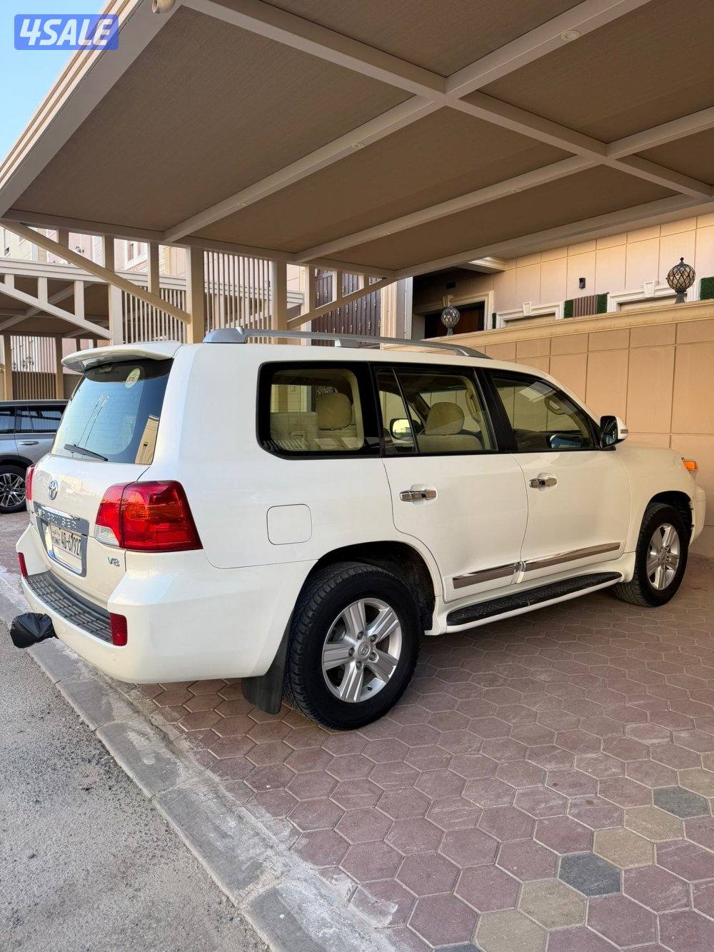 لاند كروزر 2015 عداد 2303