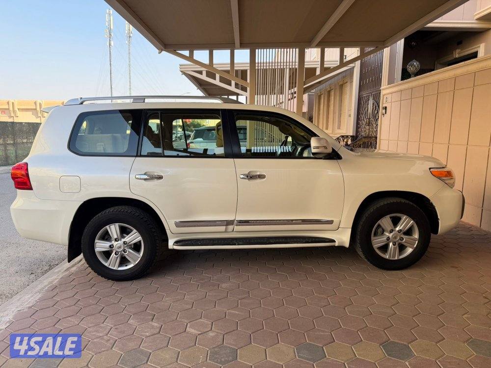 لاند كروزر 2015 عداد 2304