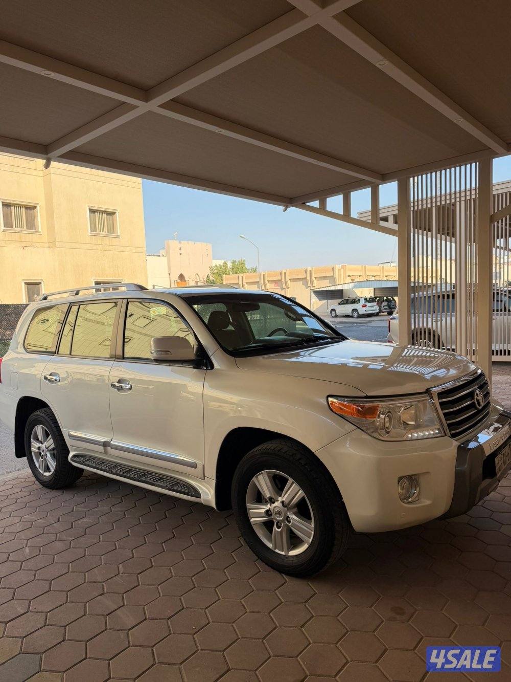 لاند كروزر 2015 عداد 2305