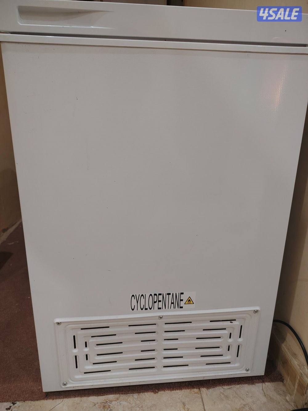 للبيع فريز مع مجموعة اغراض2