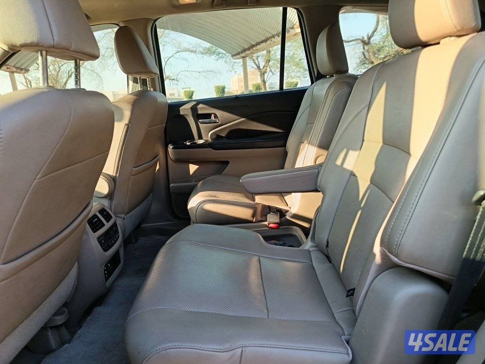 هوندا بايلوت 2017الغانم فل اوبشن فتحتين كشن جلد كامره بحاله ممتازه8