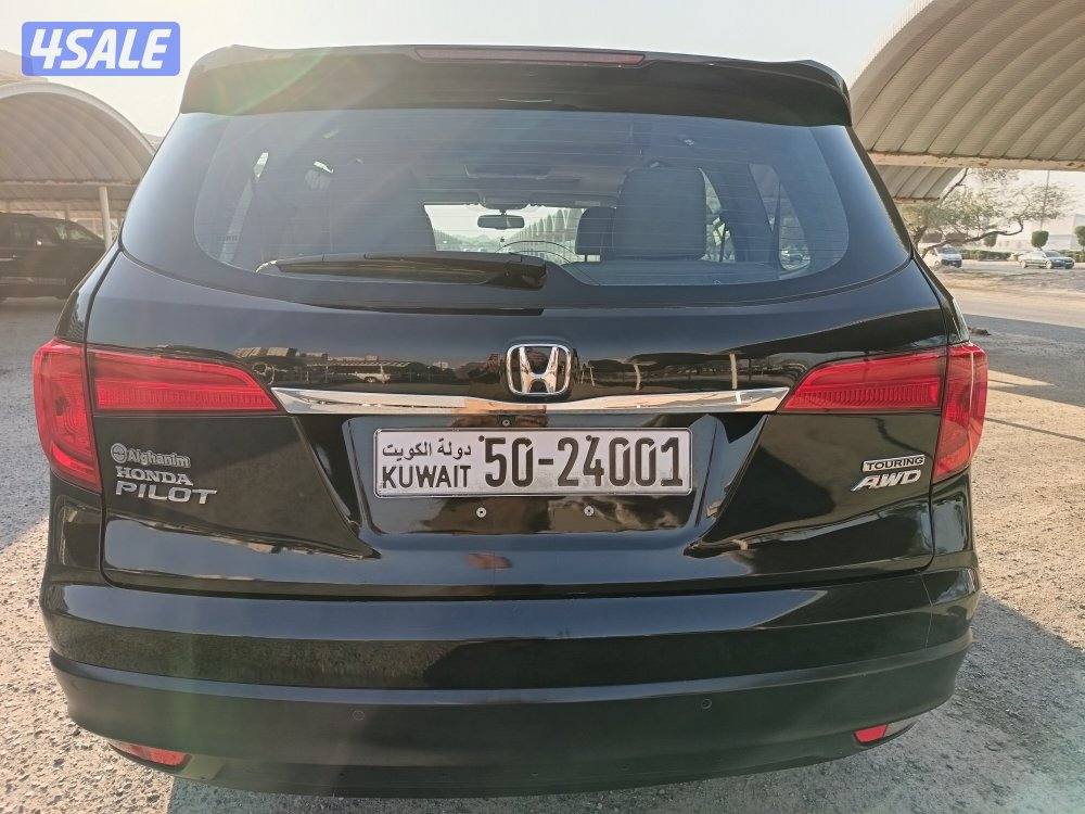 هوندا بايلوت 2017الغانم فل اوبشن فتحتين كشن جلد كامره بحاله ممتازه10