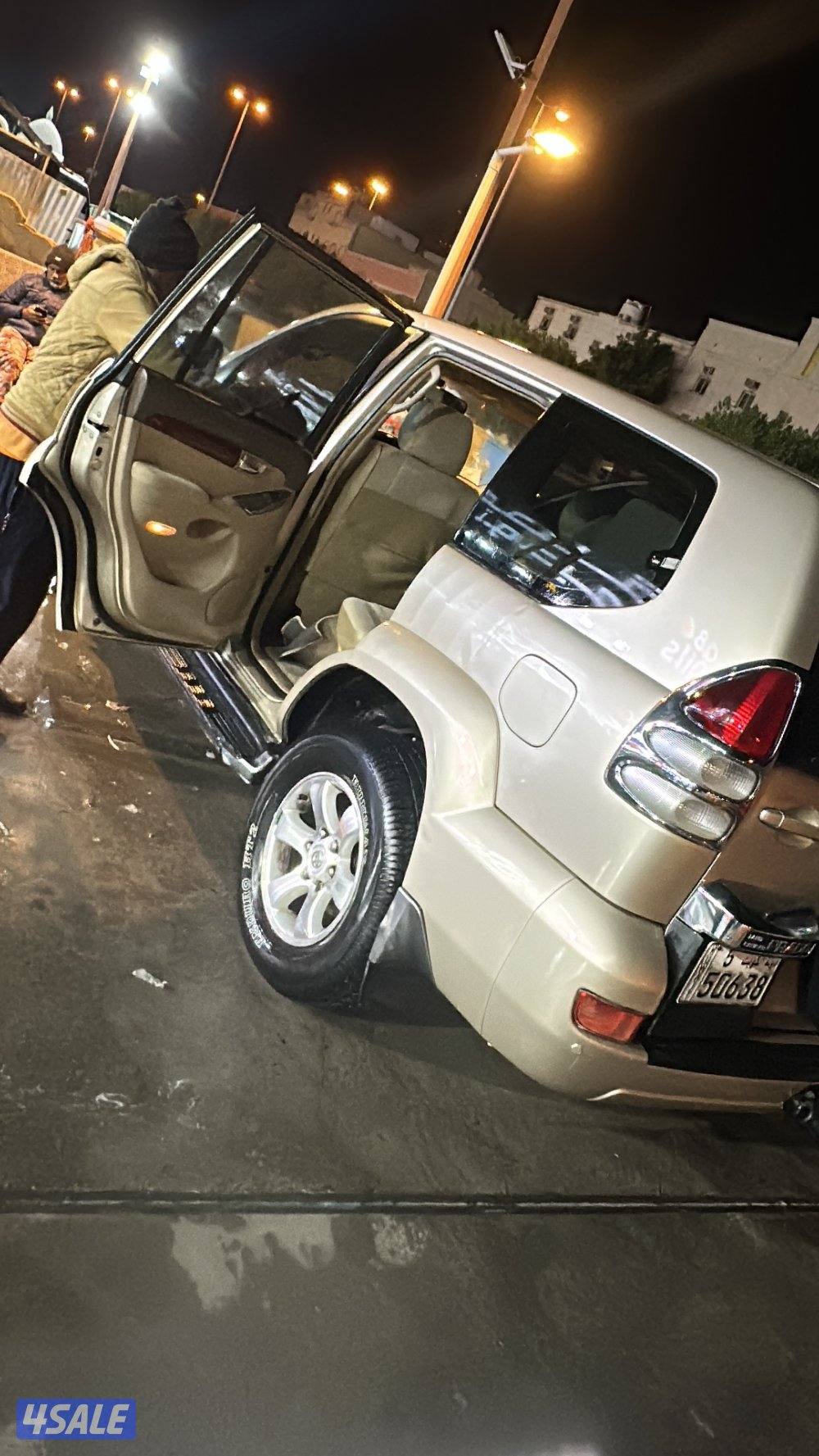 Prado 2008 with sunroof0