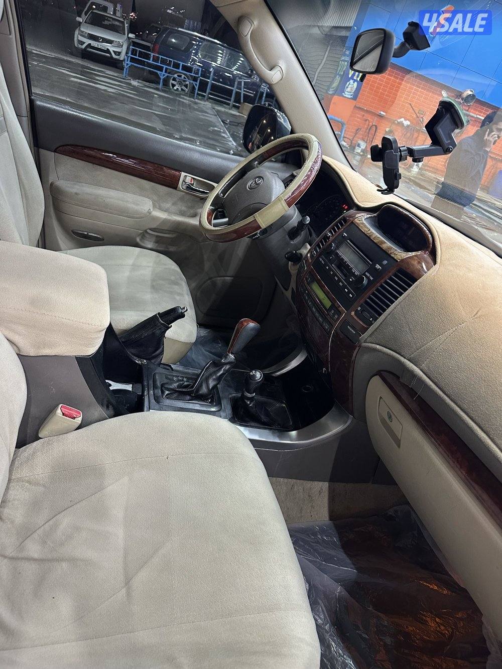 Prado 2008 with sunroof10