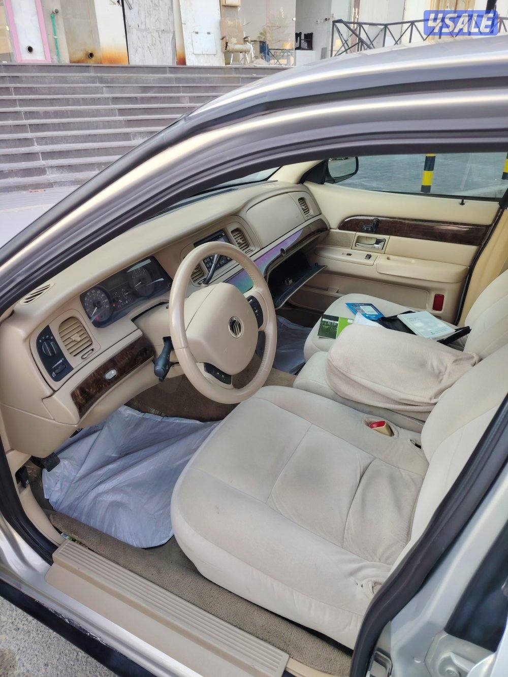 فورد ماركيز٢٠١١ ماشي٢٢٠ الف كم صبغ وكاله4