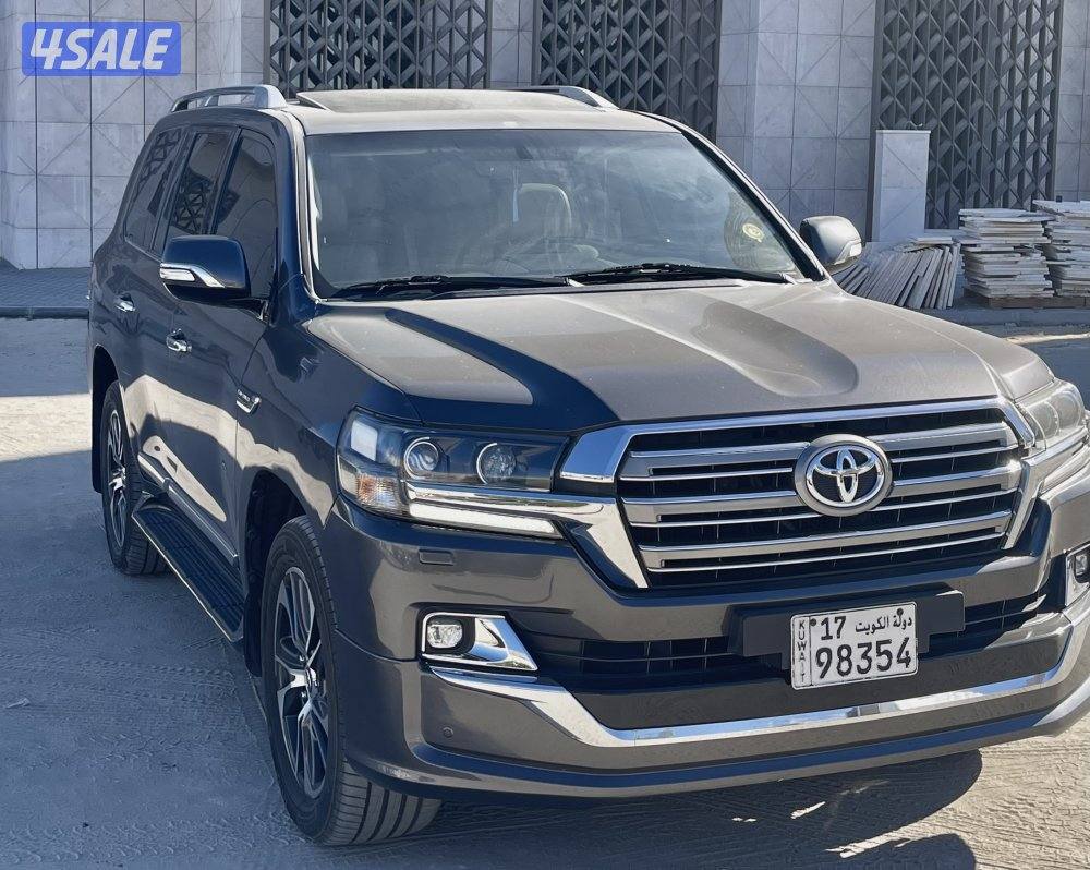 للبيع لاندكروز ٢٠٢٠ قراند تورينق0