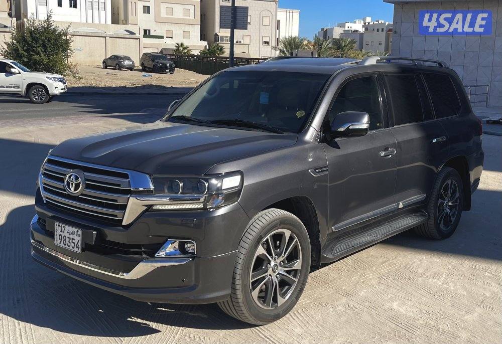 للبيع لاندكروز ٢٠٢٠ قراند تورينق6