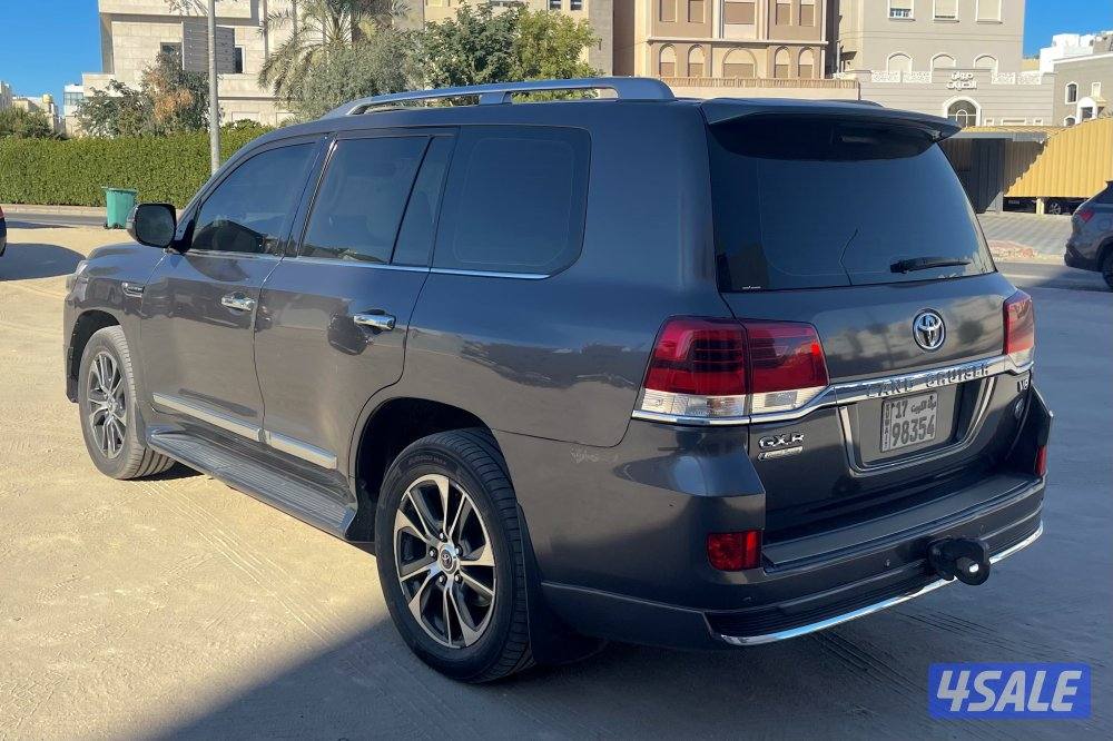 للبيع لاندكروز ٢٠٢٠ قراند تورينق9