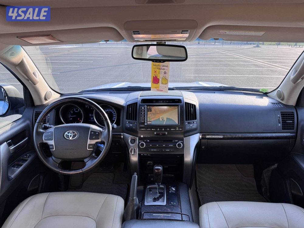 للبيع لاند كروزر VX.R 20118