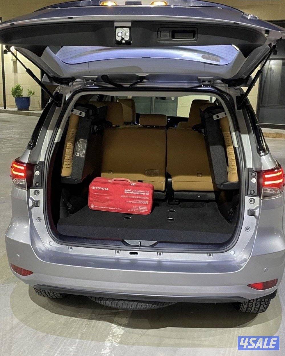 للبيع فورتنر 4 سلندر 2020 ماشي 1031