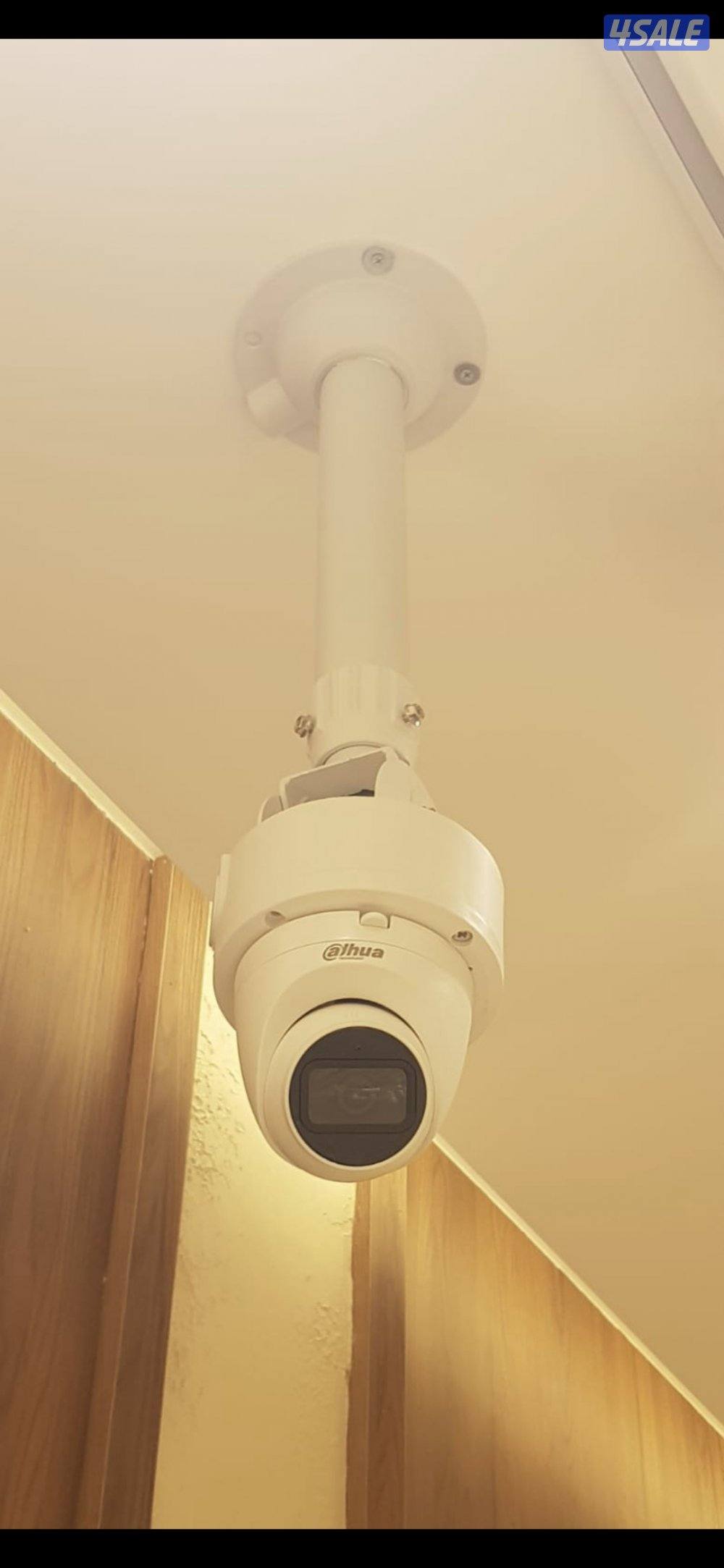 كاميرا طاقه شمسيه متحركه بجميع الاتجاهات صوت وصوره سبيكر مايك12