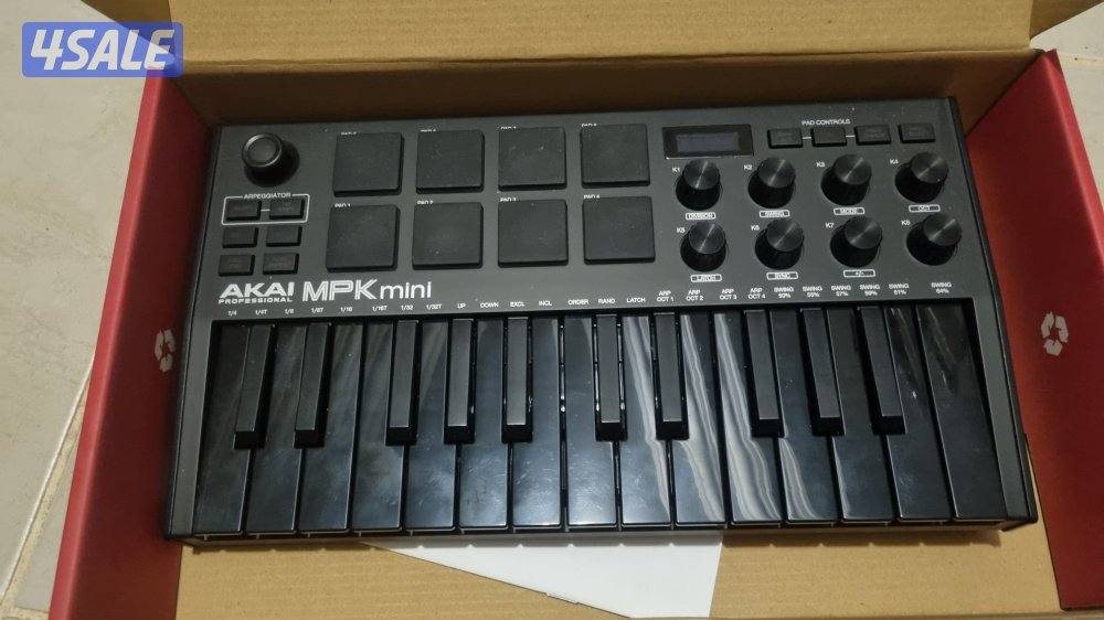 AKAI MPK Mini - Black Special Edition (barely used)1