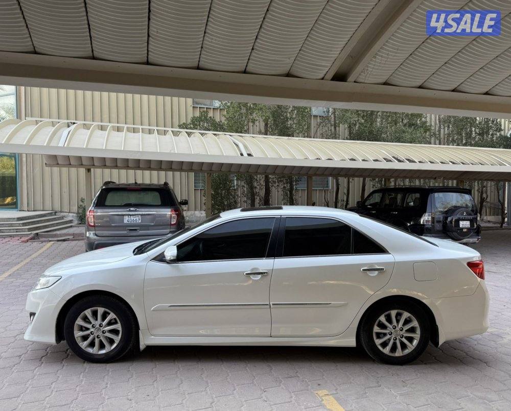 للبيع كامري 20131