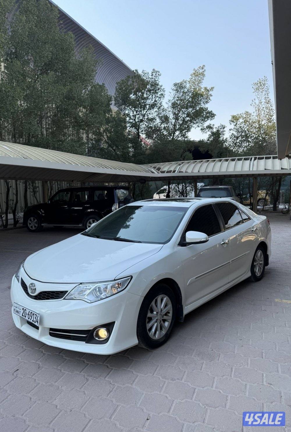 للبيع كامري 20130