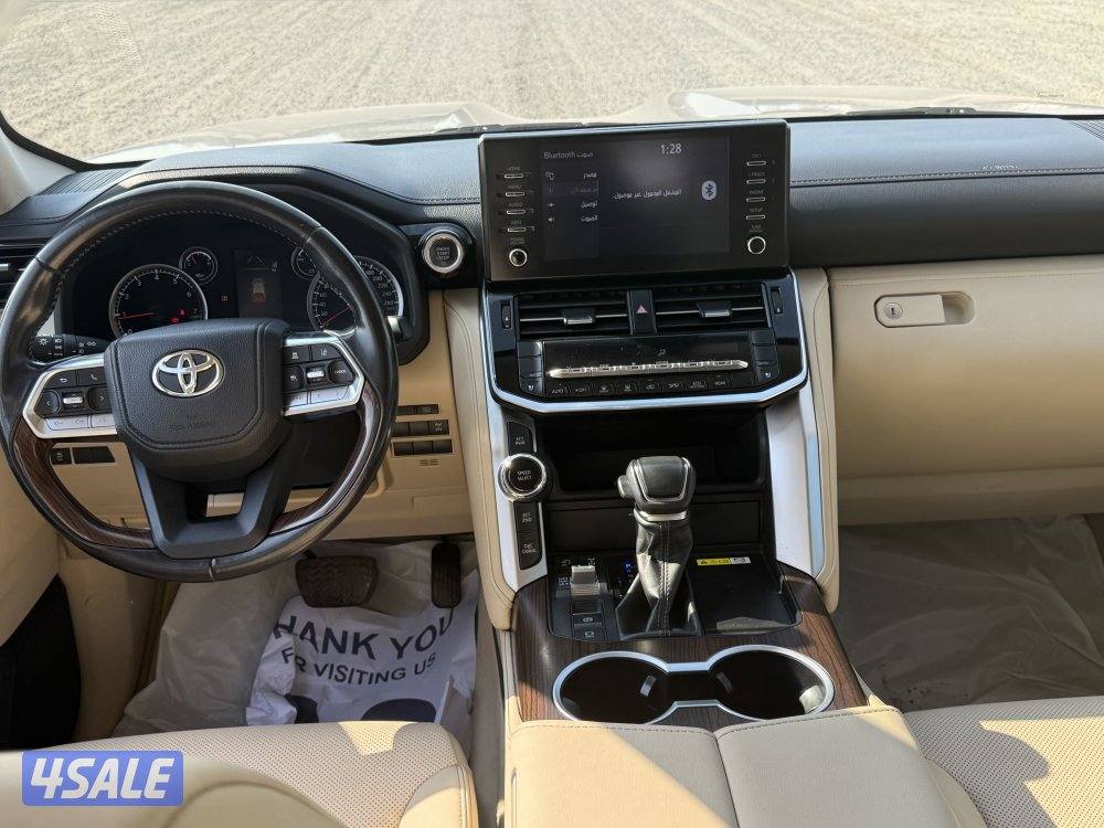 للبيع لاند كروزر 2022 GXR صبغ الوكاله10