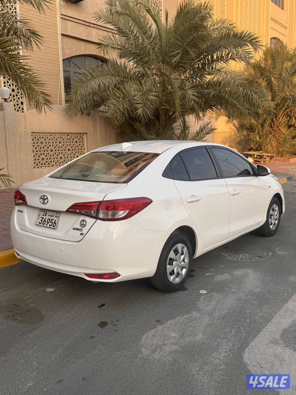 تيوتا يارس 20195