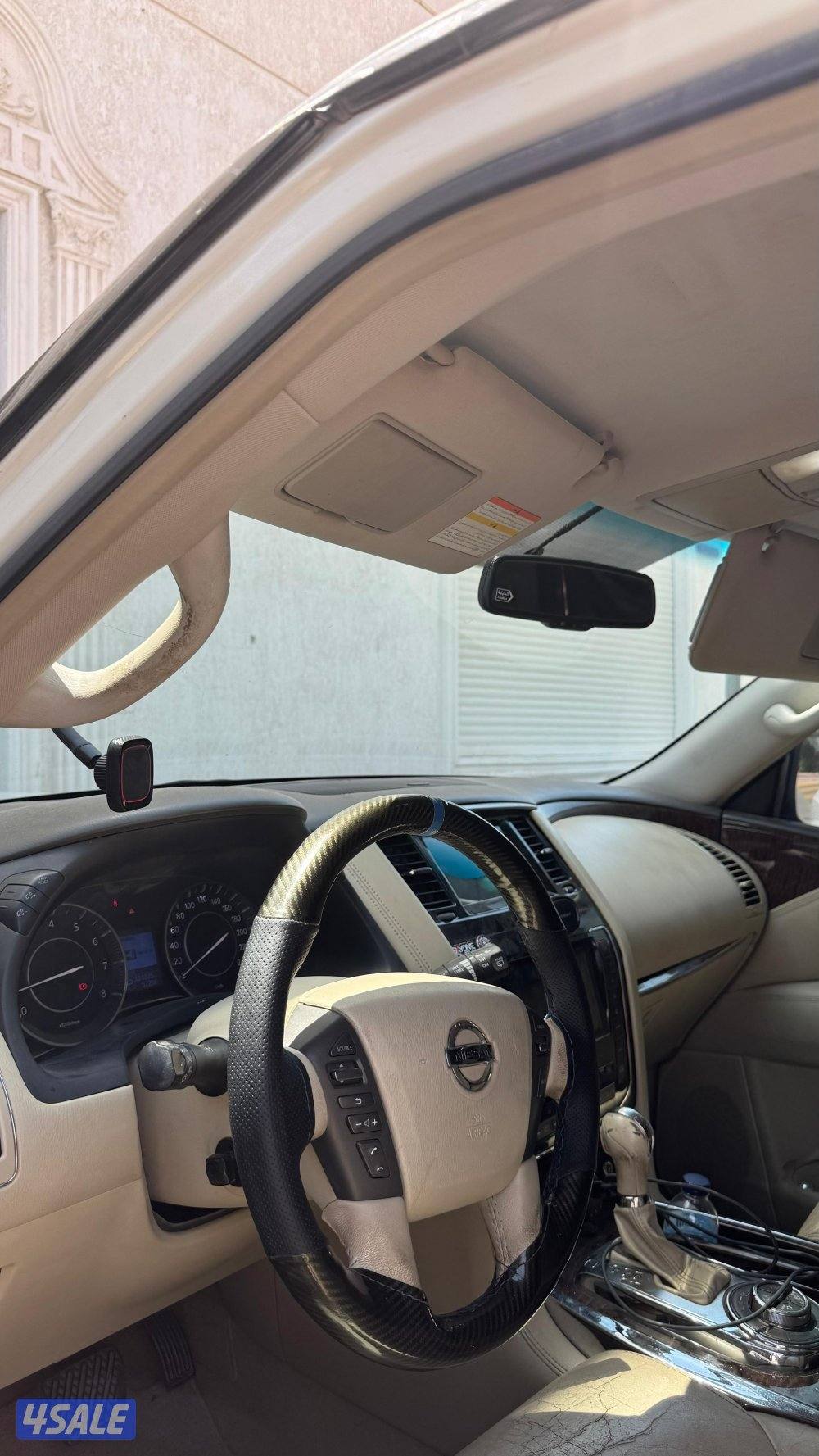 للبيع باترول ٢٠١٣ بلاتينوم3