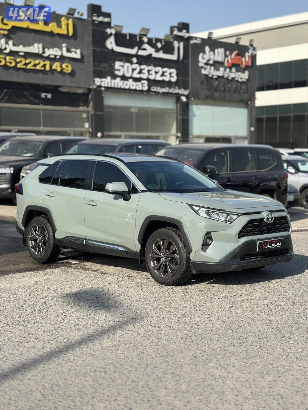 راف4 موديل 2023 ماشي 47 الف صبغ الوكالة1