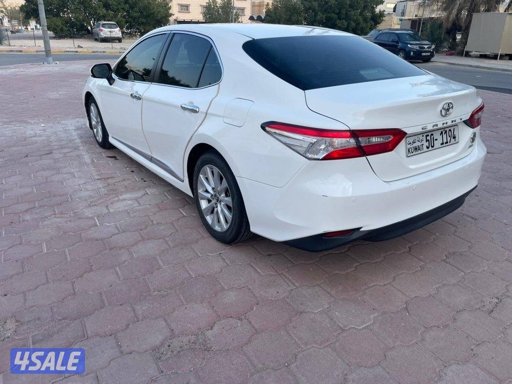 للبيع كامري ٢٠١٨ صبغ الوكاله3