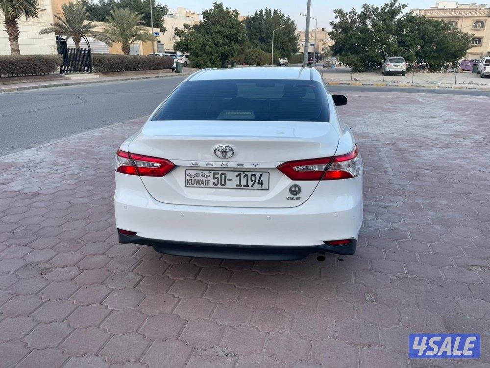 للبيع كامري ٢٠١٨ صبغ الوكاله4