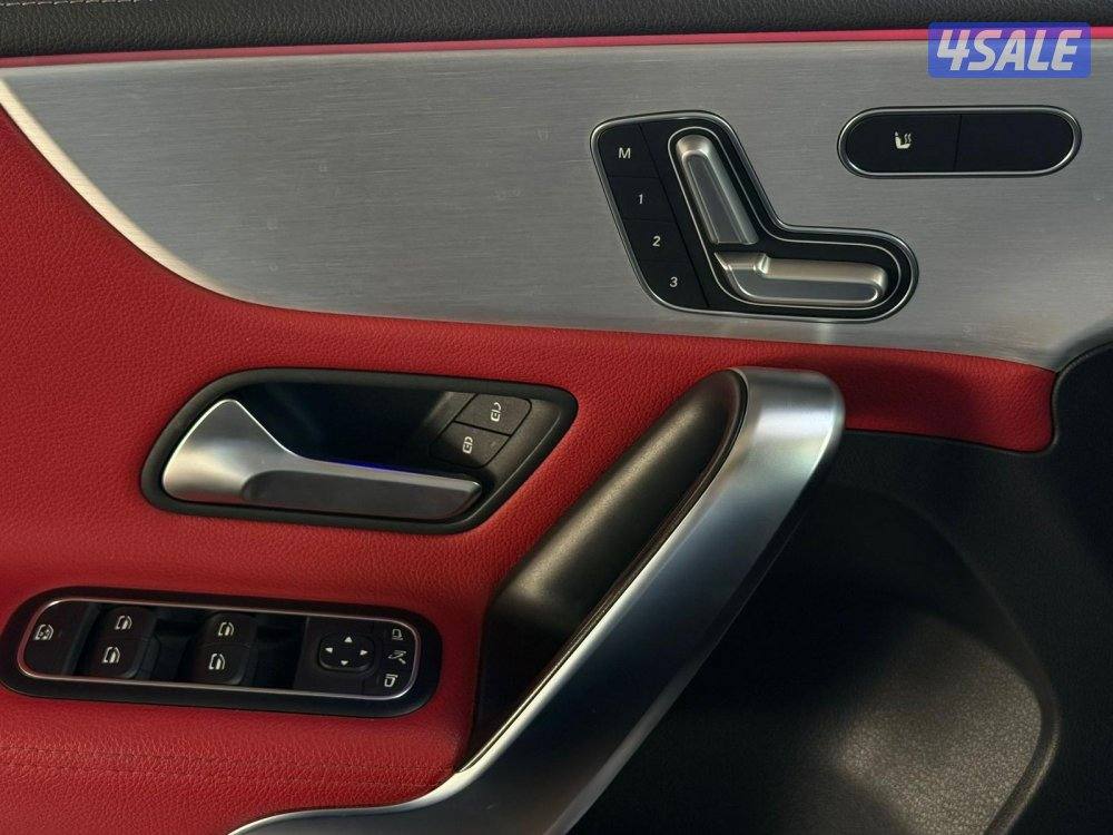 مرسيدسA35 AMG نايت بكج موديل2022 عداد63الف سيرفس منتظم تحت الكفاله11