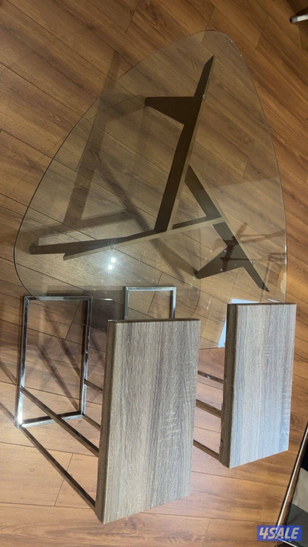 قنفات صالة ( ٣ قطع ) + طاولة قهوة + ٣ طاولات خدمة3