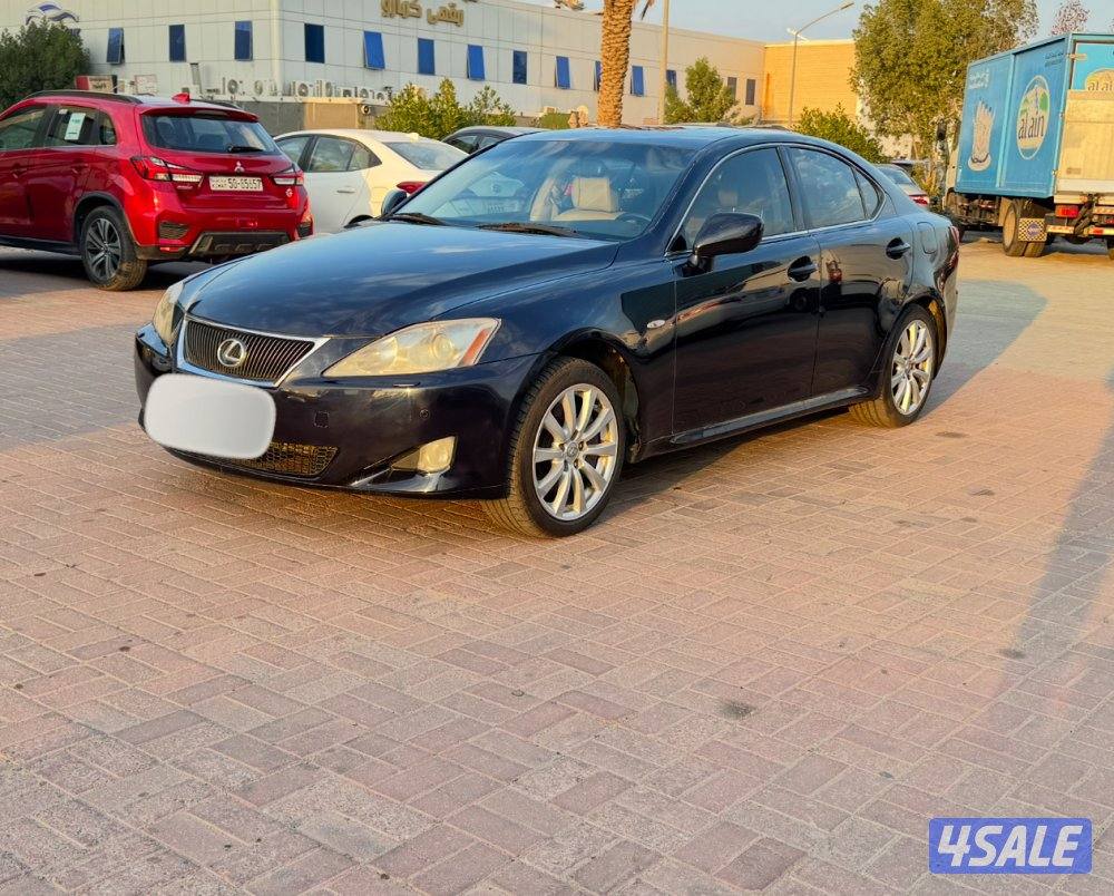 لكزس IS300 موديل 2007 شرط الفحص0