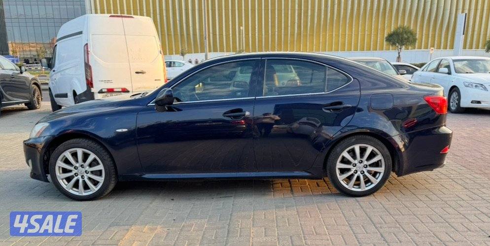 لكزس IS300 موديل 2007 شرط الفحص10