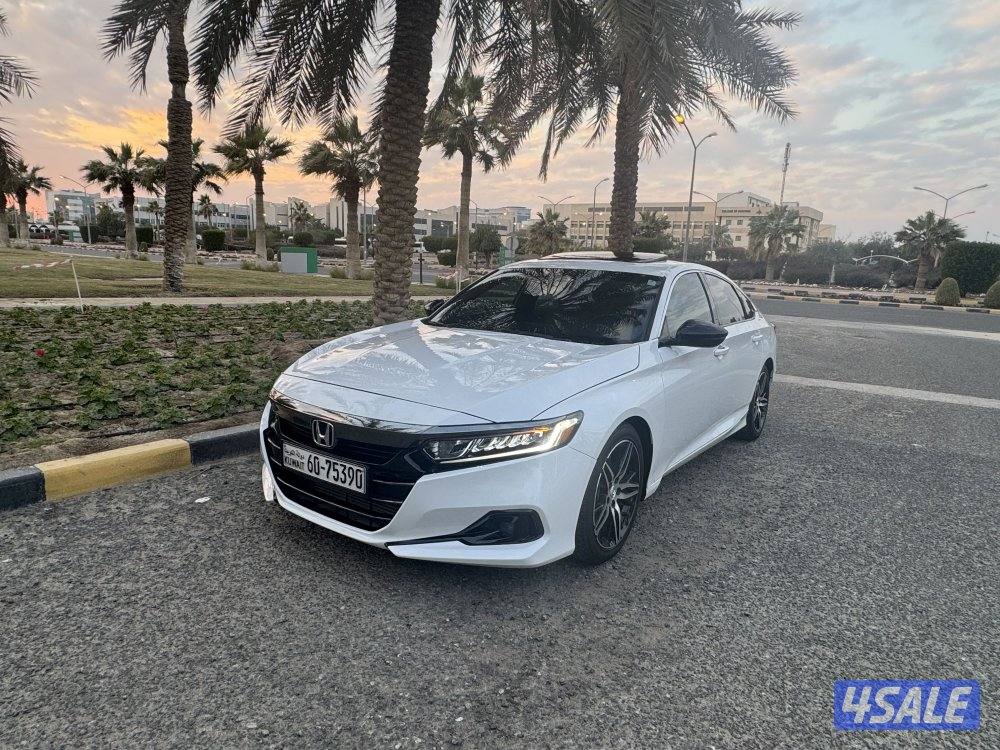 اكورد سيورت 2022ماشي 70 الف فقط قمة بالنظافه0