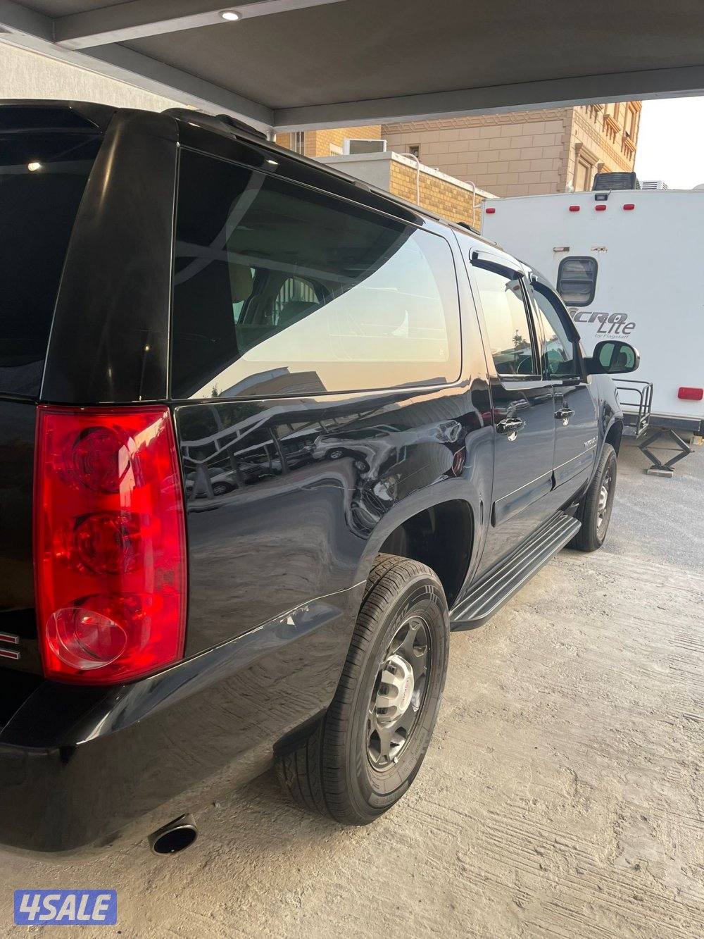 يوكن  2008  xl 8 براغي  دبل قير  مضله 360  وعليه كولر قير والموتر7