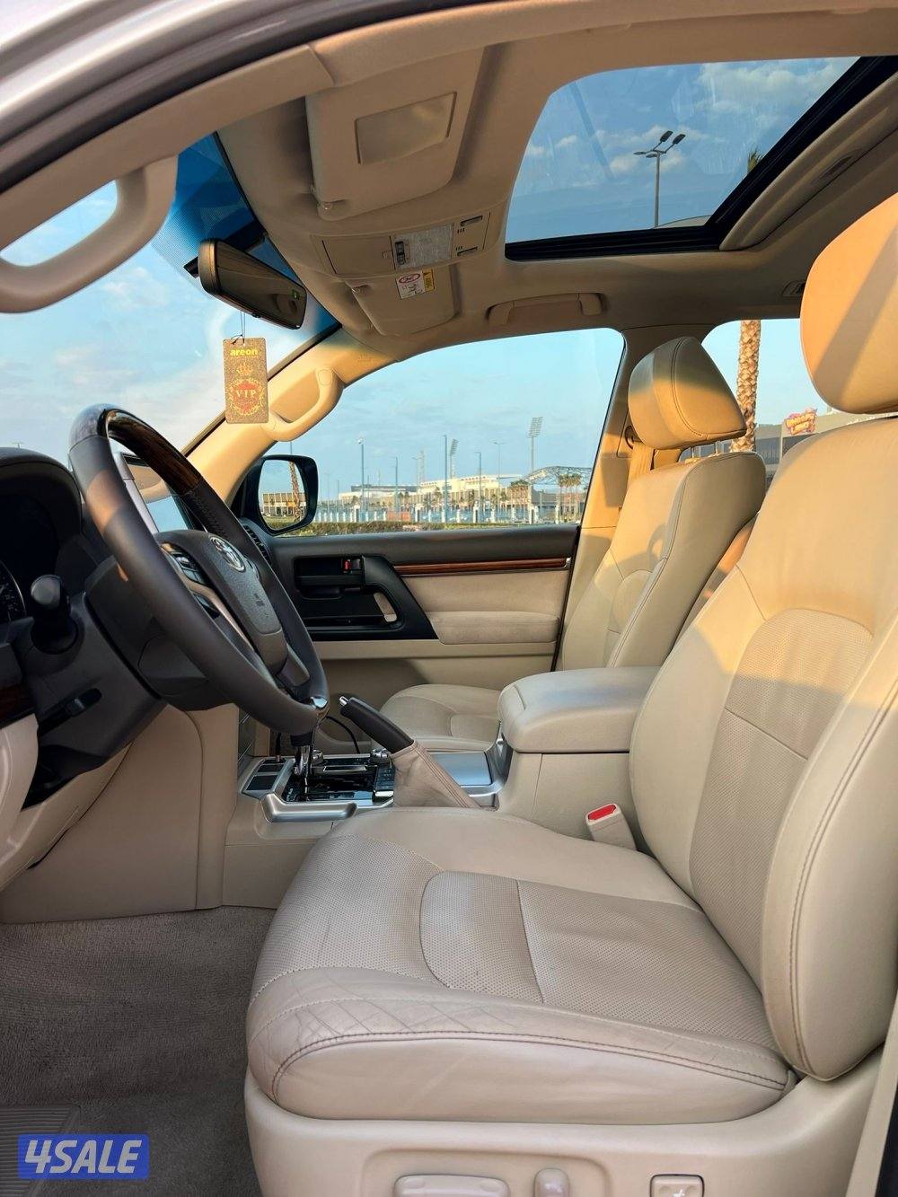 لاند كروزر 2018 بحاله ممتازه شرط الفحص2