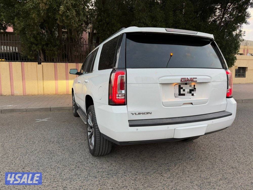 للبيع يوكن SLT موديل 20171