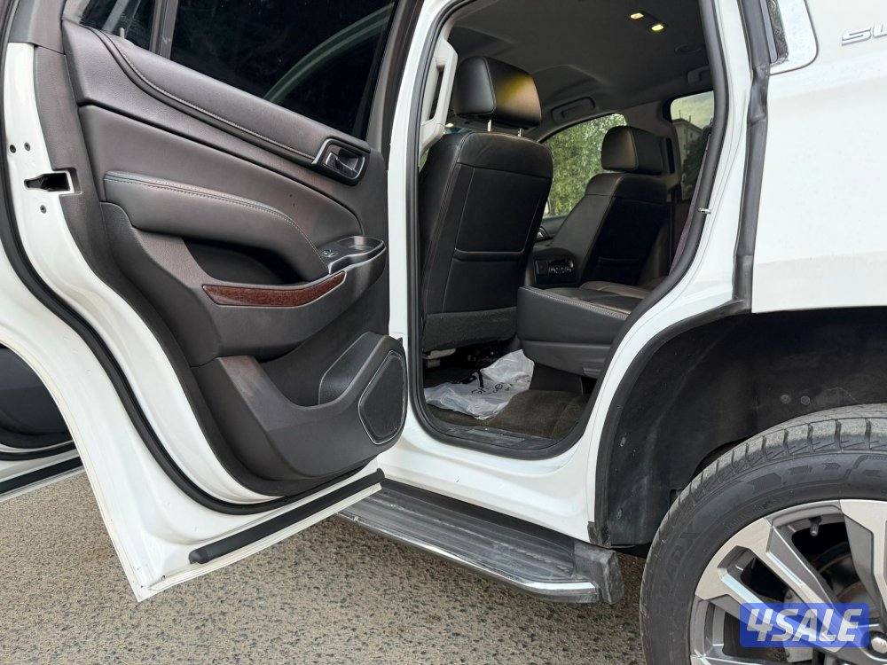 للبيع يوكن SLT موديل 20176