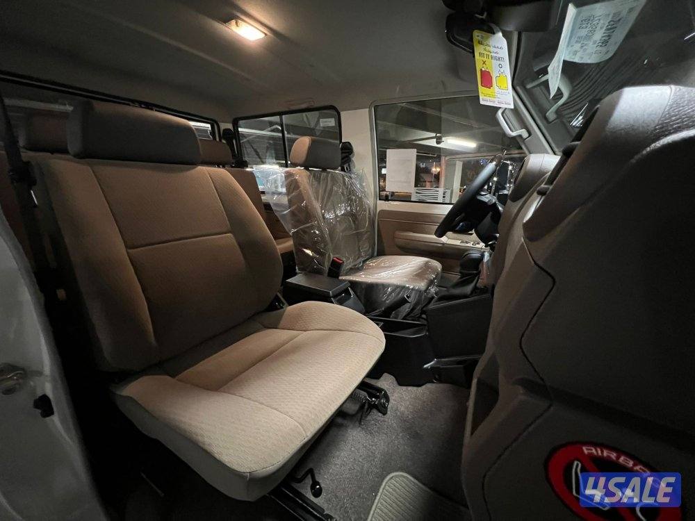 تويوتا لاند كروزر ربع موديل 2025 اصفار12