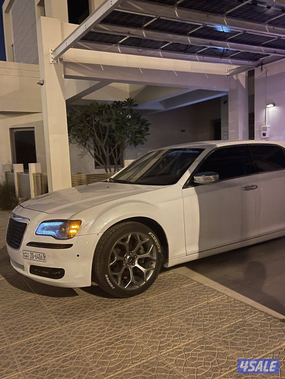 للبيع كرايزلر ٢٠١٣  تم تبديل جميع قطع اسهلاكية11