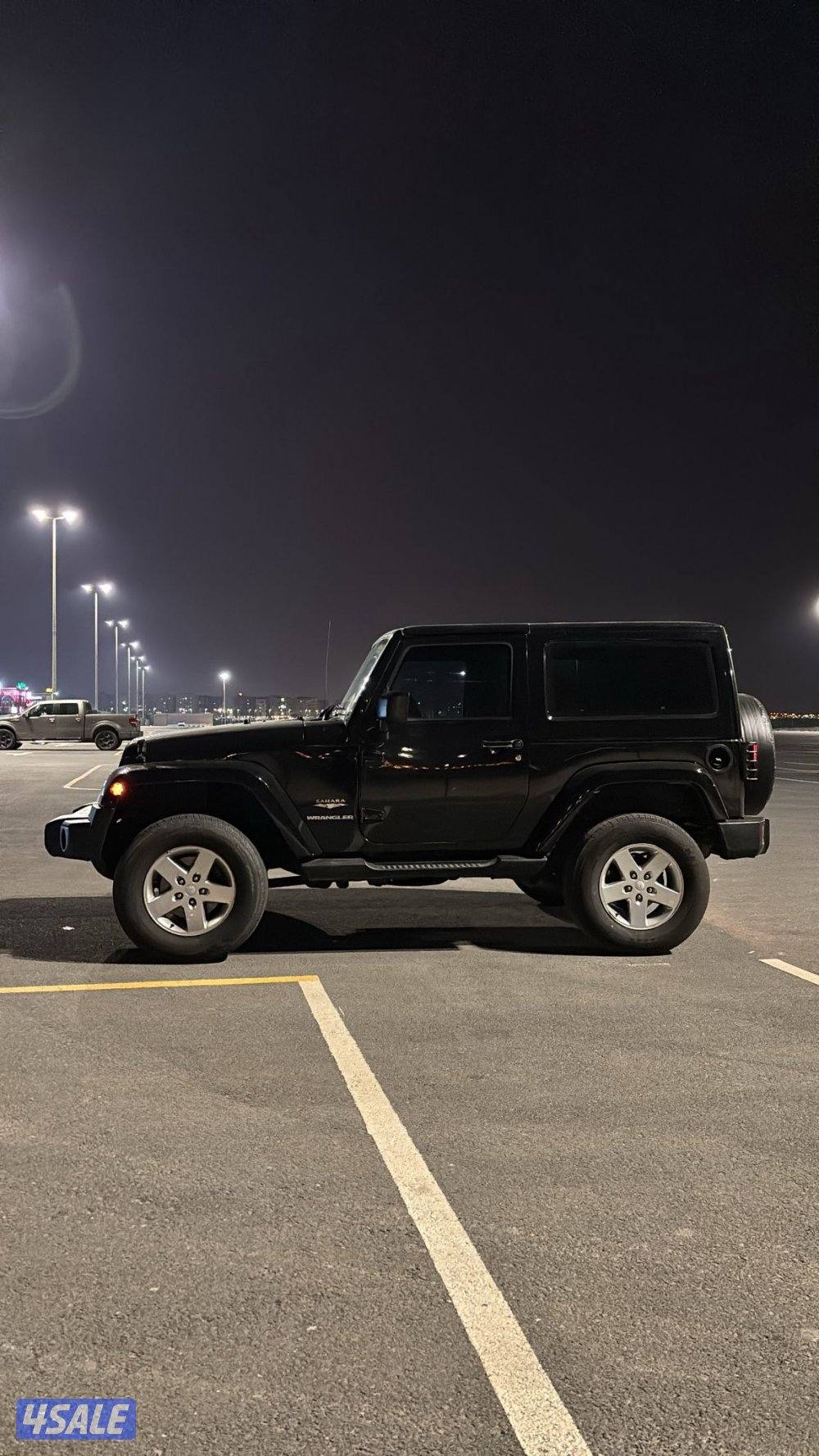 للبيع رانجلر صحاري موديل 2013 ماشي 200 الف3