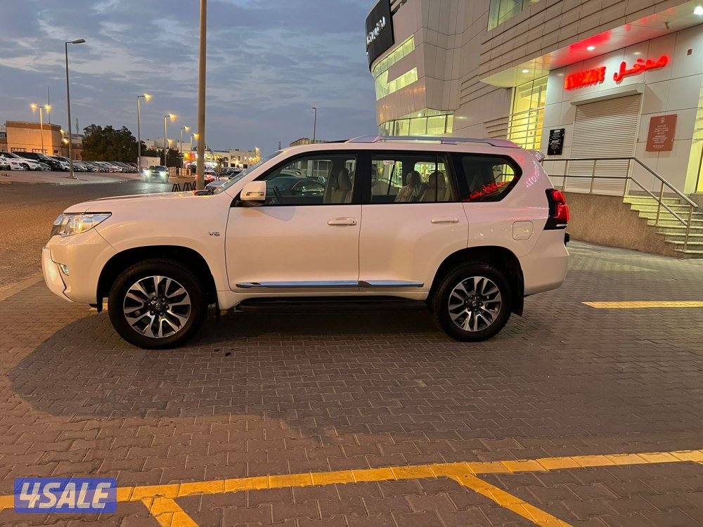 🏴برادوTXL فل 2022 الساير صبغ وكاله شرط الفحص🏴7