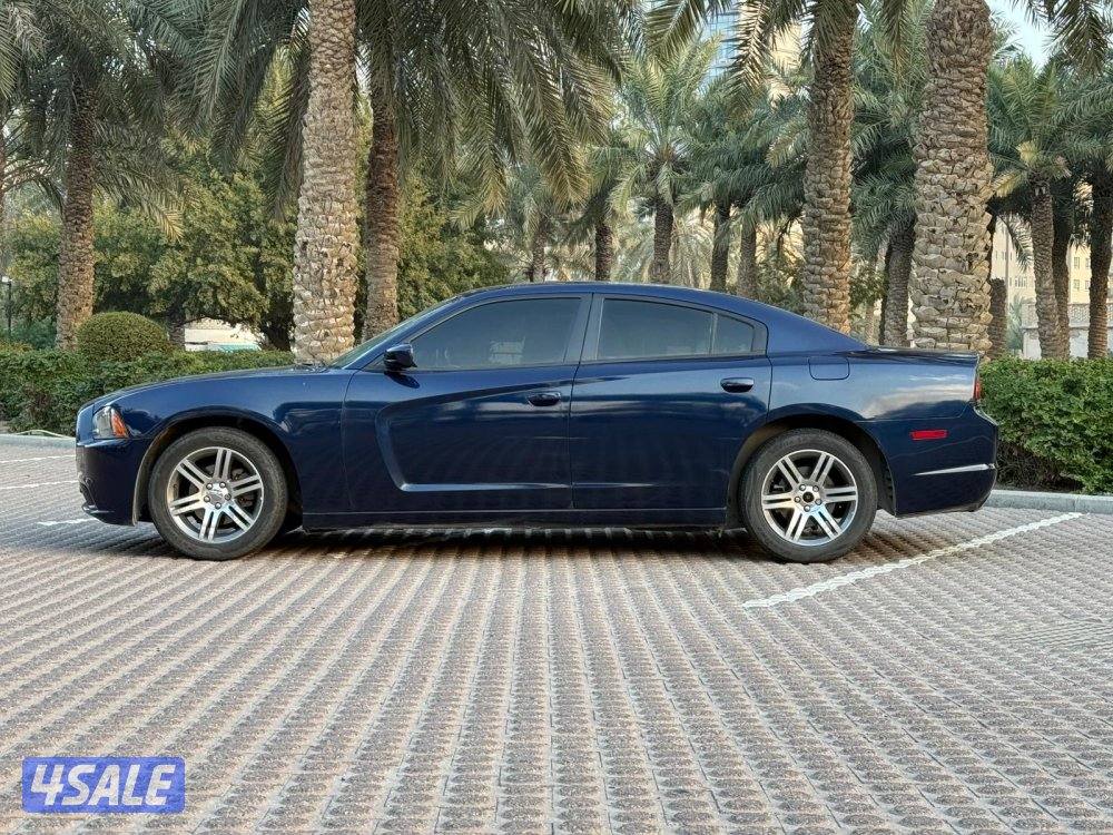 للبيع دودج شارجر 2014 - 6 سلندر3