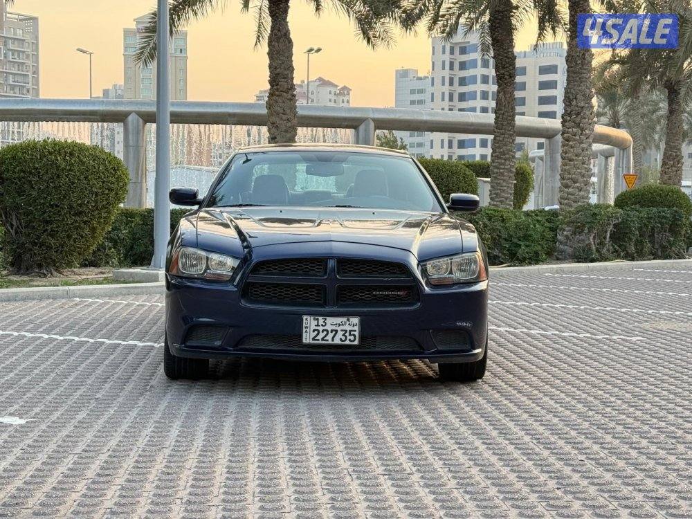 للبيع دودج شارجر 2014 - 6 سلندر5
