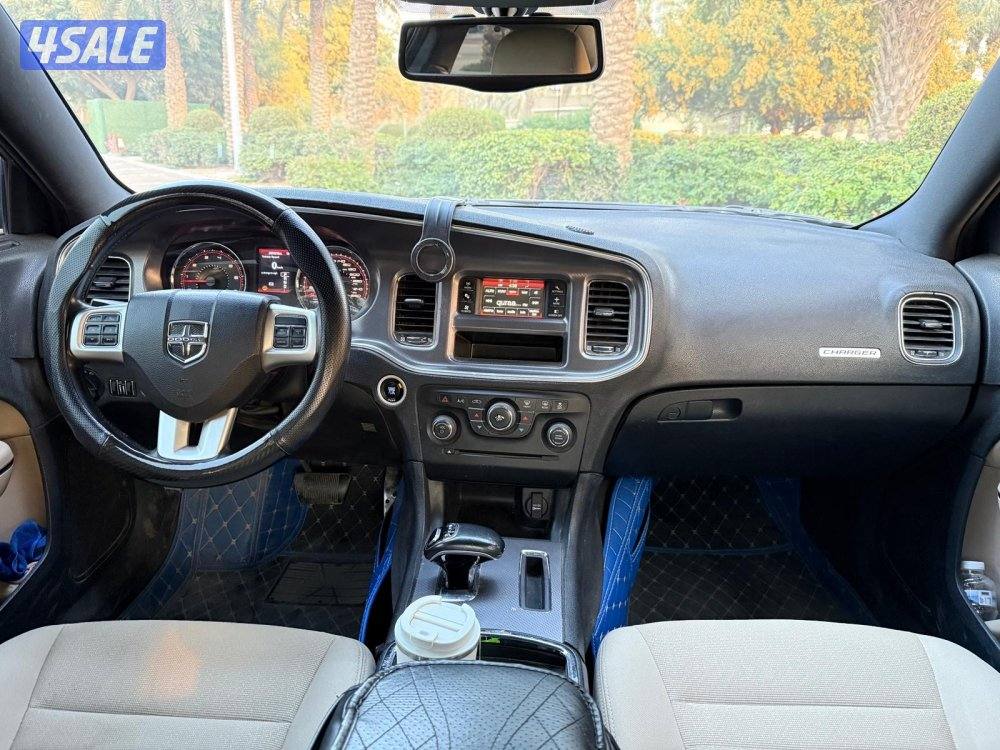 للبيع دودج شارجر 2014 - 6 سلندر9