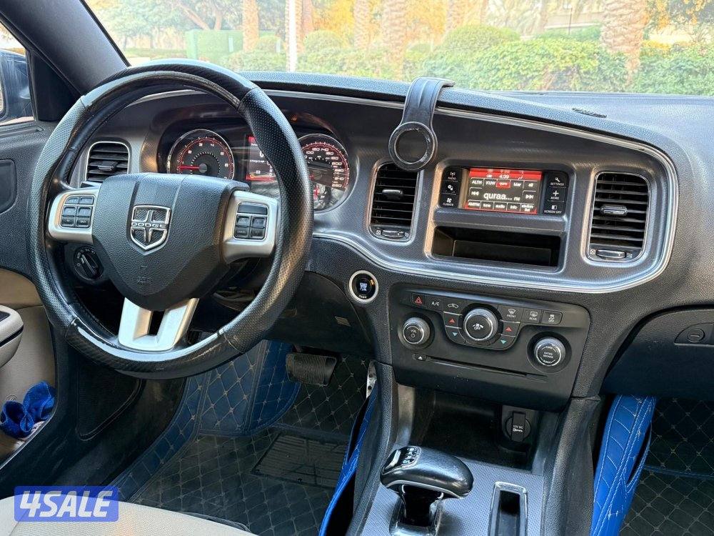 للبيع دودج شارجر 2014 - 6 سلندر10