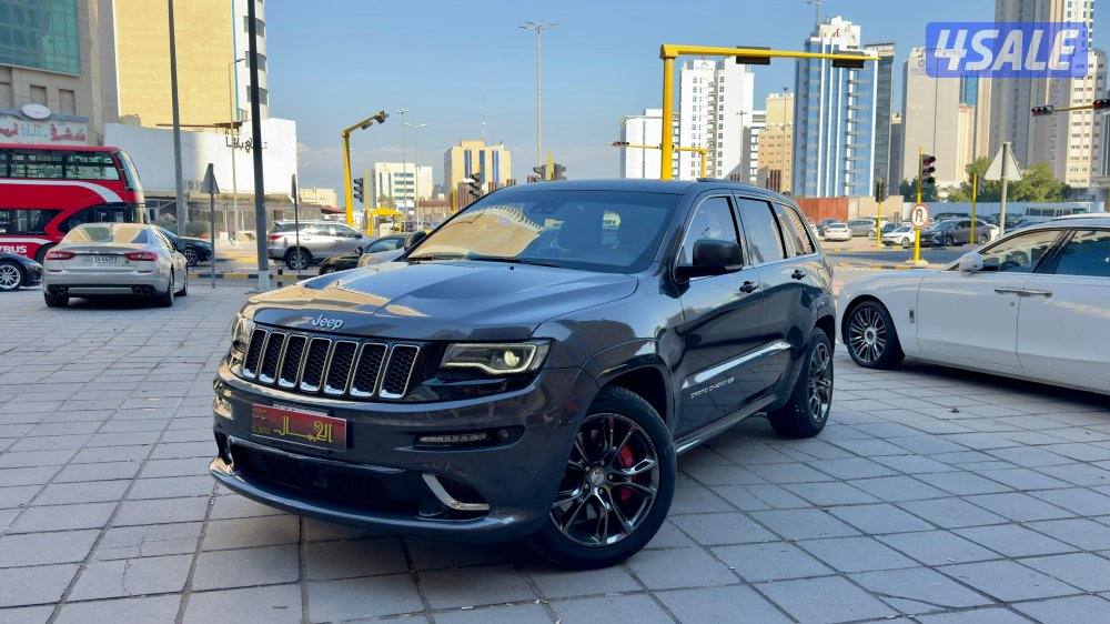 جراند شوروكي SRT/ موديل 2015/ عداد 145 ألف/ V,81