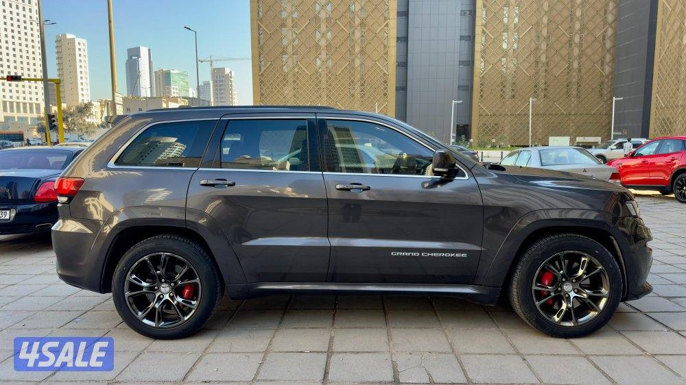 جراند شوروكي SRT/ موديل 2015/ عداد 145 ألف/ V,83