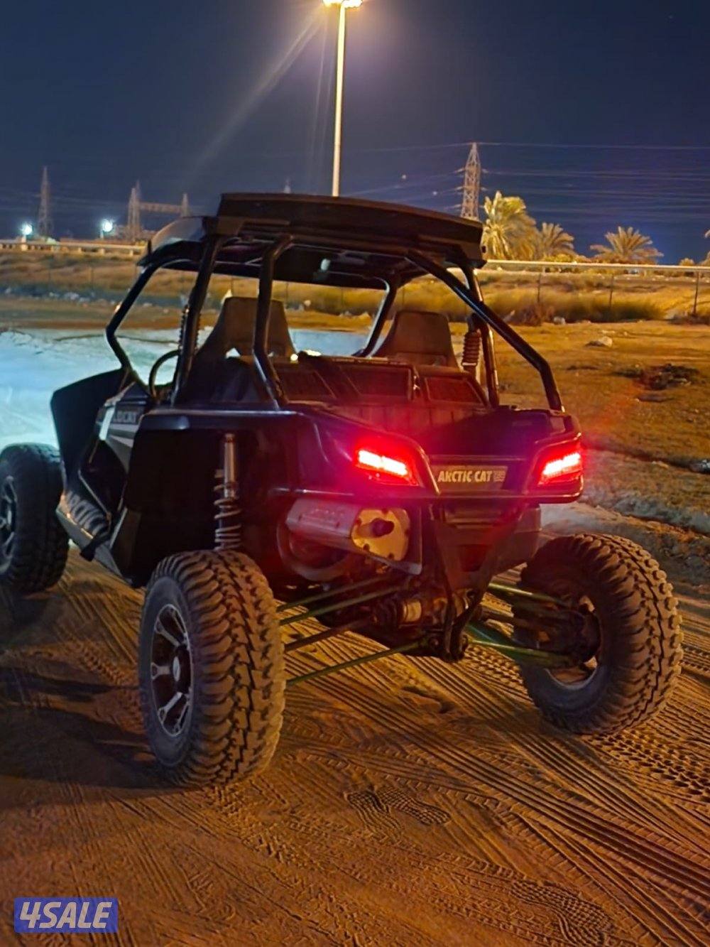 بقي سيارة ٢٠١٢ امريكي arcitec  و بقي هوندا ٢٠٠٥2