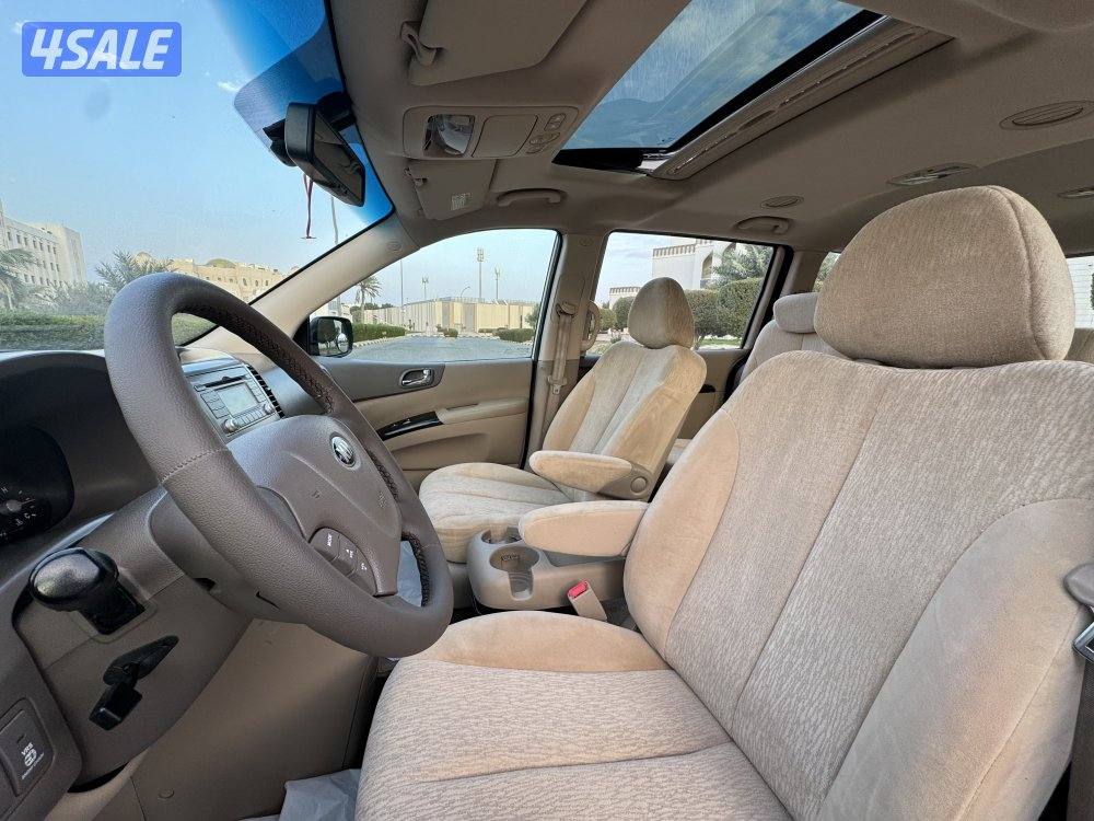 كيا كرنفال موديل 2015 كامل المواصفات بحاله ممتازه11